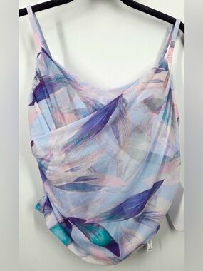 Fabletics Pastel Butterfly Wings Watercolor Midi Sports Bra